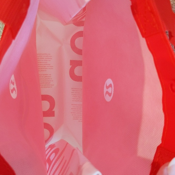 NEW BUNDLE of 2 Small Red & White  Lululemon Limited Edition Reusable Tote - Picture 4 of 6